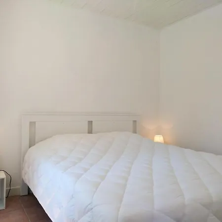 Maison La Gueriniere, 3 Pieces, 5 Personnes - Fr-1-224b-68 La Guérinière