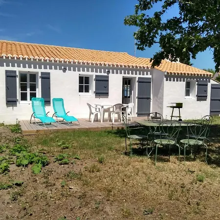 Maison La Gueriniere, 3 Pieces, 5 Personnes - Fr-1-224b-68 * La Guérinière